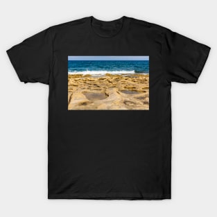 Unearthly rocky Malta shore T-Shirt